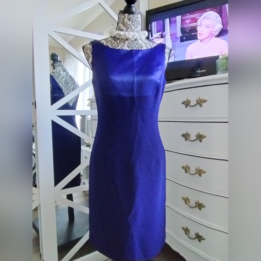 Beautiful Blue Alberto Makali Sheath Dress